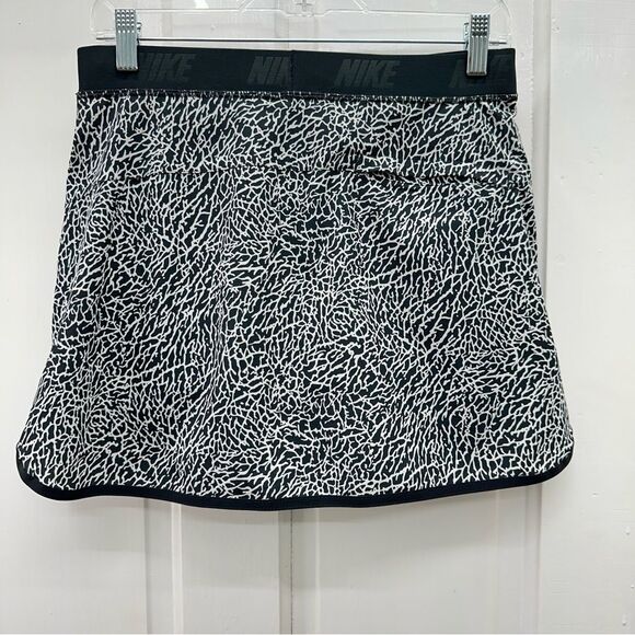 Nike Golf Tennis athletic skirt skort women small skirt compression short under - Picture 2 of 5